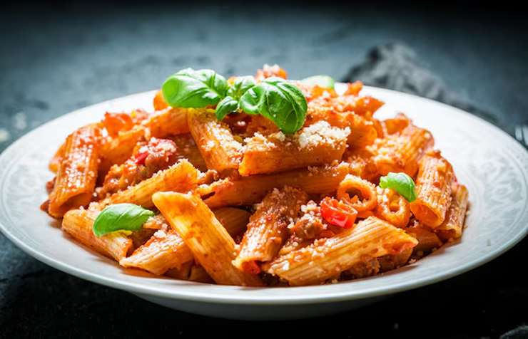 Penne Rigate з соусом Болоньєзе